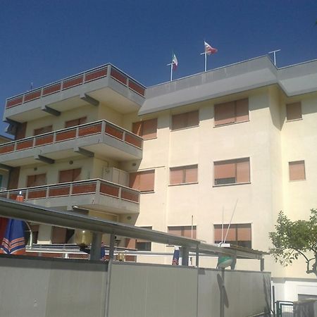 Hotel Aurora Scauri  Exterior foto